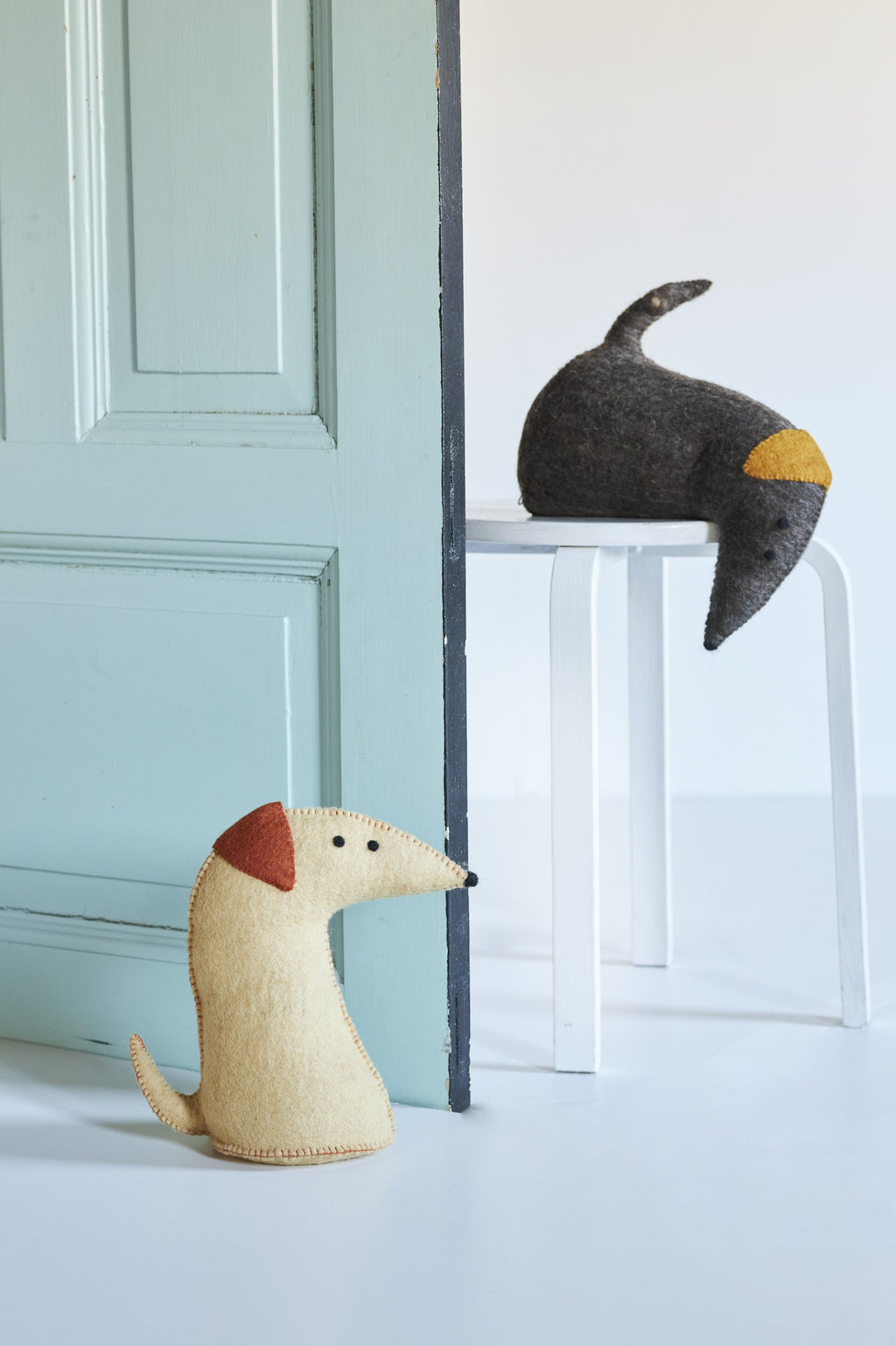 Wollen deurstopper Dog Stop – sfeerbeeld