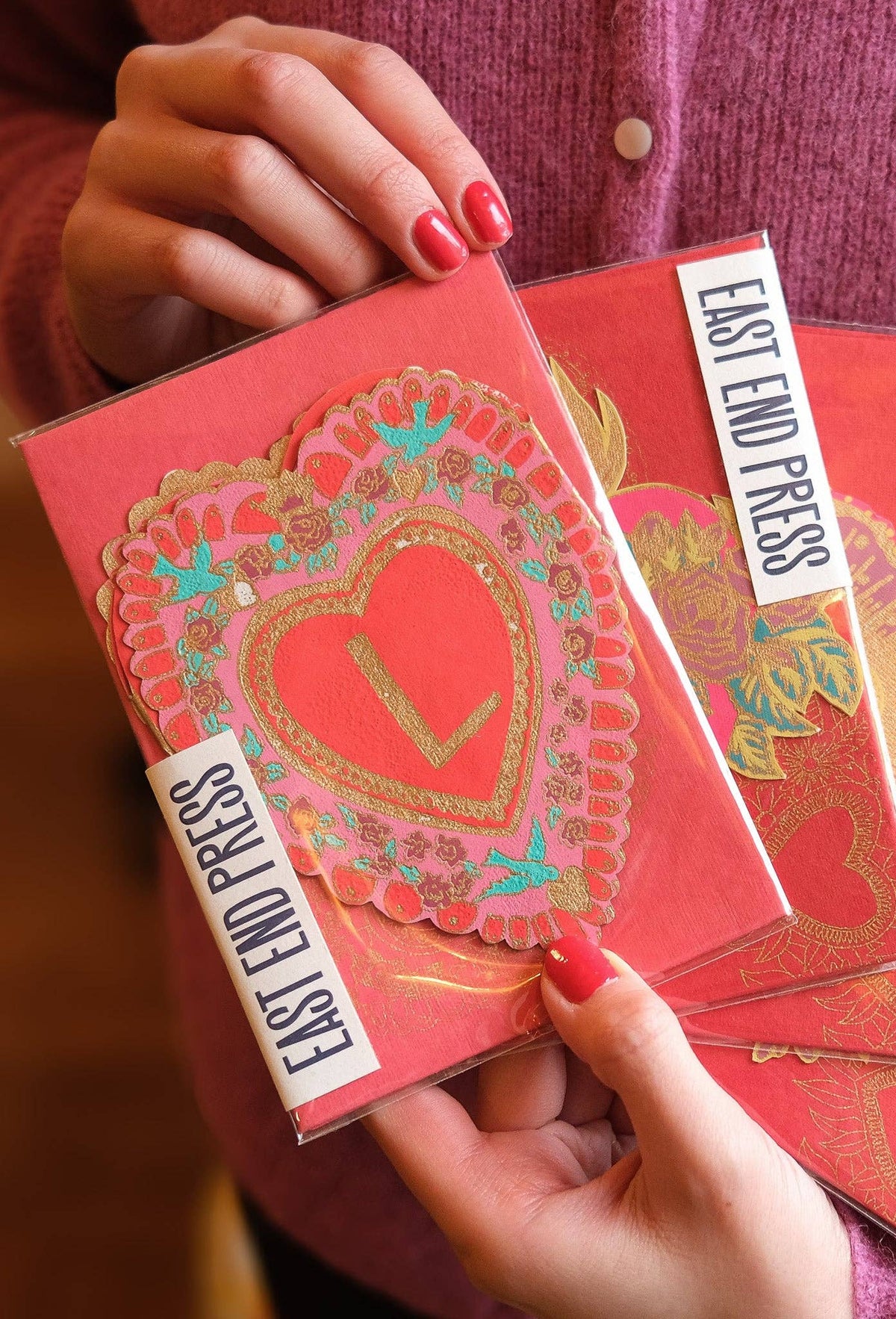 UK/EU: Love Concertina Greeting Card