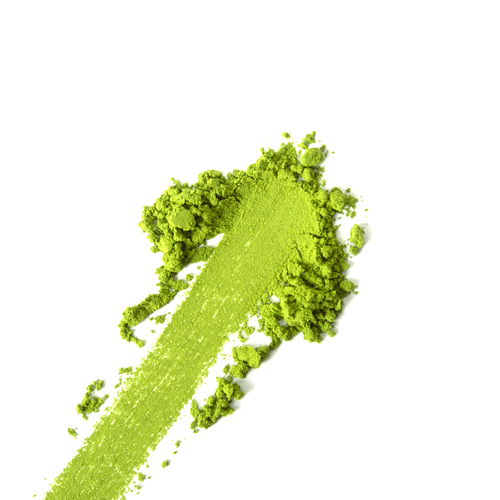 Biologische ceremoniële matcha van Matchasome, detail van het groene poeder