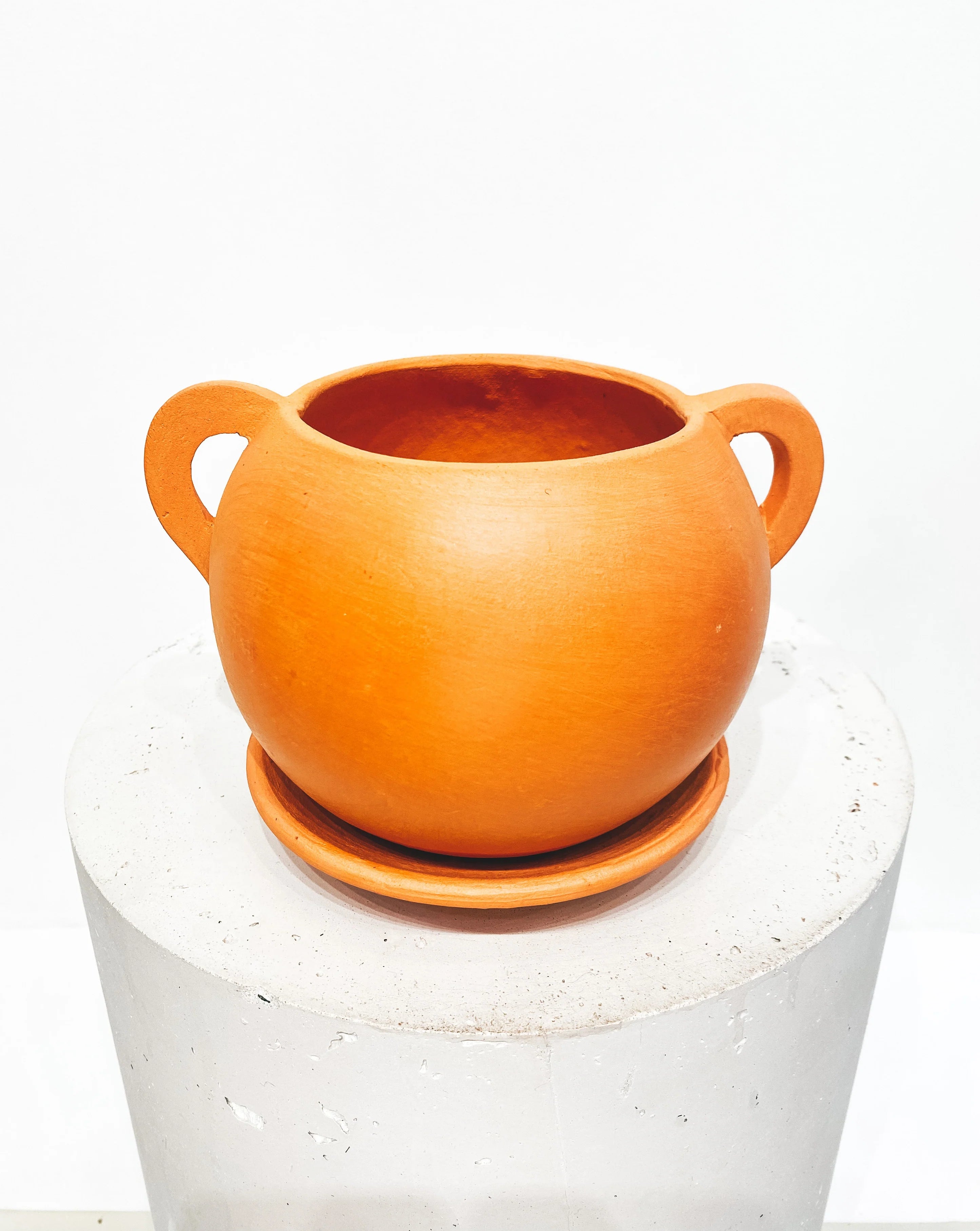 Terracotta pot "Bola"