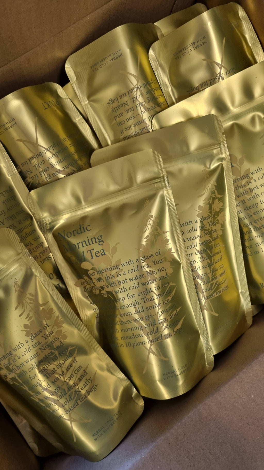 Plantaardig theezakje voor cold brew thee met bosbes