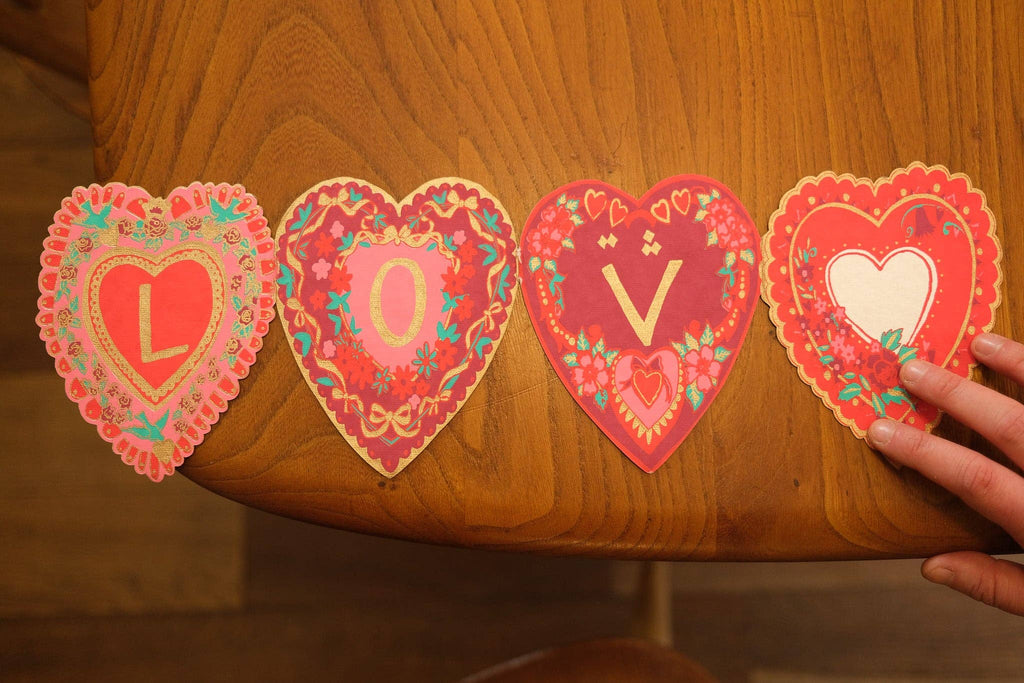 UK/EU: Love Concertina Greeting Card