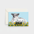 Lentekaart met schaap en lammetje tussen de bloemen van Hadley