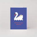 Swanning About minikaart met elegante witte zwaan, Studio Boketto