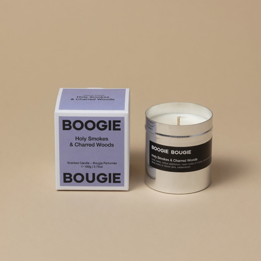 Boogie Bougie Holy Smokes & Charred Woods, chroom geurkaars 100 g met doos, beige studio