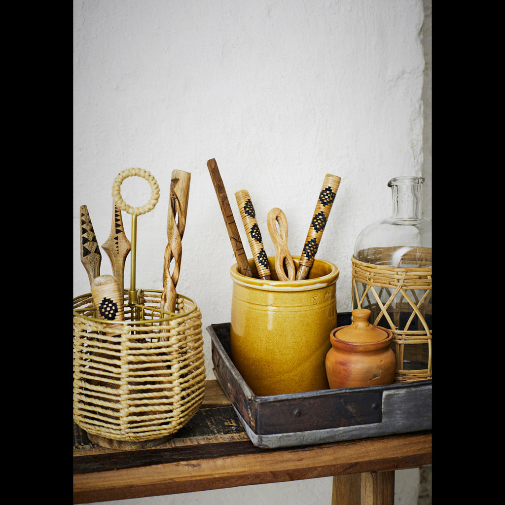 Hergebruikte stenen pot in interieur